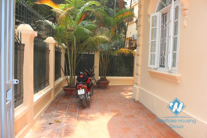 Bright renovated house with 3 bedroom and a huge garden for rent in Westlake Tay Ho, Ha Noi